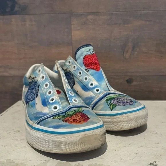 Vans Men x One Piece Old Skool Devil Fruit True Blue size 4 men’s 6 Women’s - Picture 8 of 11